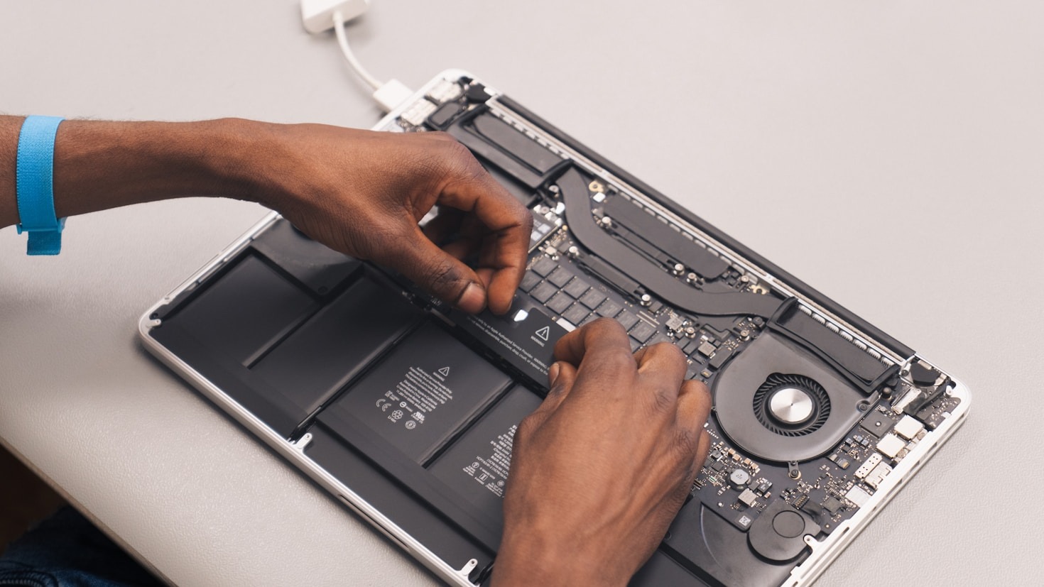 Maximizing Business Productivity With Reliable Technology